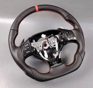 Lexus IS250 IS350 Isf Rouge Stiches Multimédia Plat Bas Cuir Direction Roue - Picture 1 of 20