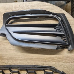GENUINE VOLVO S60 Mk2 Front left Bumper Grille 31383154 - Picture 1 of 2