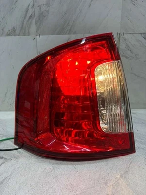 Luz trasera exterior Ford Edge 2011-2014 OEM lado del conductor izquierdo halógena BT43-13B505-A Foto 1 de 4