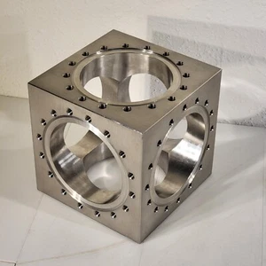 Conflat UHV 6-Way CF Cube 6" Flange Ultra High Vacuum Chamber 304SS DN100 CF100 - Picture 1 of 9