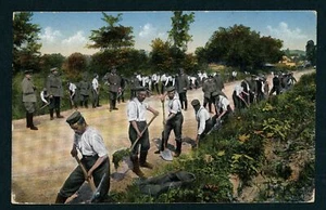 Feldpostkarte Serie Das Deutsche Heer - Soldaten beim Chauseebau 1918 - Picture 1 of 2