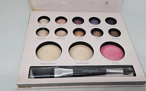 Laura Geller PASSPORT To Pretty Travel Palette Face Eye Cheek (Exterior Flaws) - Picture 1 of 8