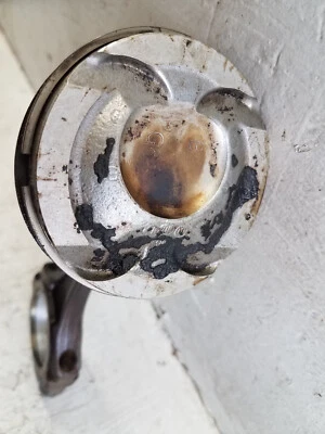 Hyundai Veloster 2012-2015 motor 1,6 L pistón y varilla de conexión (4 cilindros) M106 Foto 1 de 4