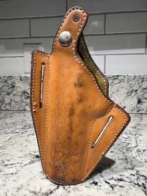 Funda para pistola SAFARILAND 45 AUTO de cuero marrón vintage Monrovia California EE. UU. Foto 1 de 4