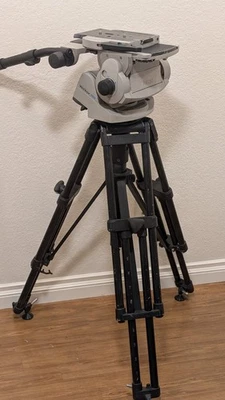 Vinten Vector 700 w/ HDT-1 Heavy Duty Tripod - Serviced Oct 2025 - Image 1 of 4