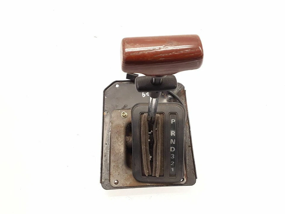 Maserati 228 Biturbo 1990 RHD 2.8 auto-gearbox gear selector shifter 184kW - Image 1 of 4