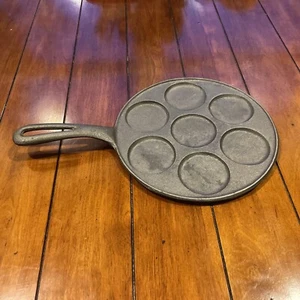 Cast Iron Pancake Pan Made in Taiwan - Picture 1 of 5