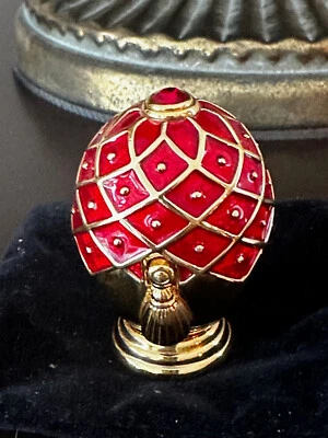 Estée Lauder Solid Parfum The Egg in rot Sammlerstück Swarovski - selten NEU - Bild 1 von 4