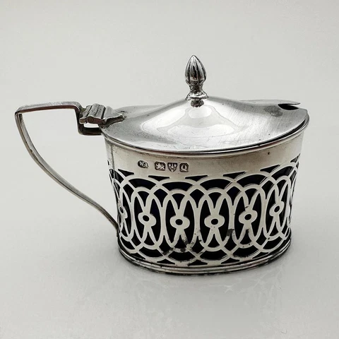 MUSTARD POT PIERCED STERLING SILVER VICTORIAN Chester 1899 William Aitken Cover