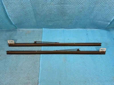 Conjunto de repuesto de riel RAM 1500 RealTruck BAK par diestro y derecho 2019 OEM Foto 1 de 4