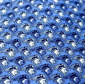 MARTHA VINEYARD VINES 👔❤️NECKTIE TIE FREE SHIPPING 👔❤️ GILL ST. BERNARD'S - Picture 1 of 5