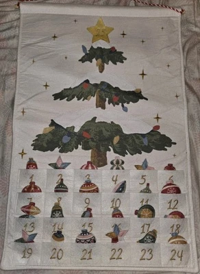 Felt Christmas Advent Calendar Countdown Christmas Tree Pockets 24" X 16" - Image 1 of 4