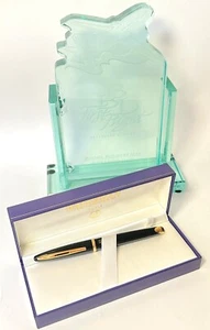 Placa conmemorativa de cristal Boeing BBJ First Flight 1998 y bolígrafo Waterman - Imagen 1 de 15