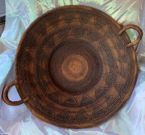 MINT 2001 Tight Woven Storage Basket Ethnic Tribal Papua New Guinea Handled Cover