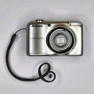 Nikon Coolpix A10 Silver 16.0mp - Picture 1 of 6