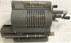 A. B. Addo Multo mechanischer Taschenrechner um 50er-60er Jahre. Made in Sweden - Schön! - Bild 1 von 3