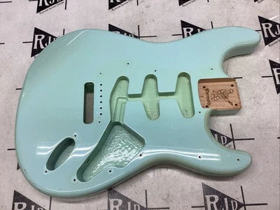 Warmoth Strat电吉他琴体海泡绿色 — 第 1/4 张图片
