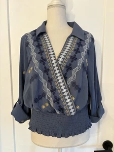 Women’s Fig & Flower Blue Embroidered Crossover Front Smocked Waist Top Size XL - Picture 1 of 8