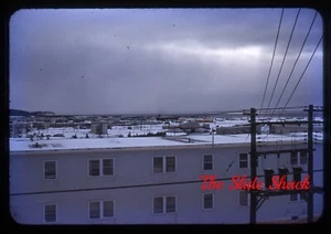 Ernest Harmon Air Force Base Terranova 1955 bordo rosso Kodachrome diapositiva 35 mm - Foto 1 di 1