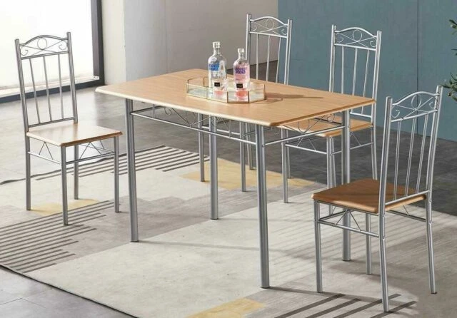 CHINA-HOOYA CHAIRS Set di Tavolo da Pranzo e 4 Sedie - Legno Chiaro