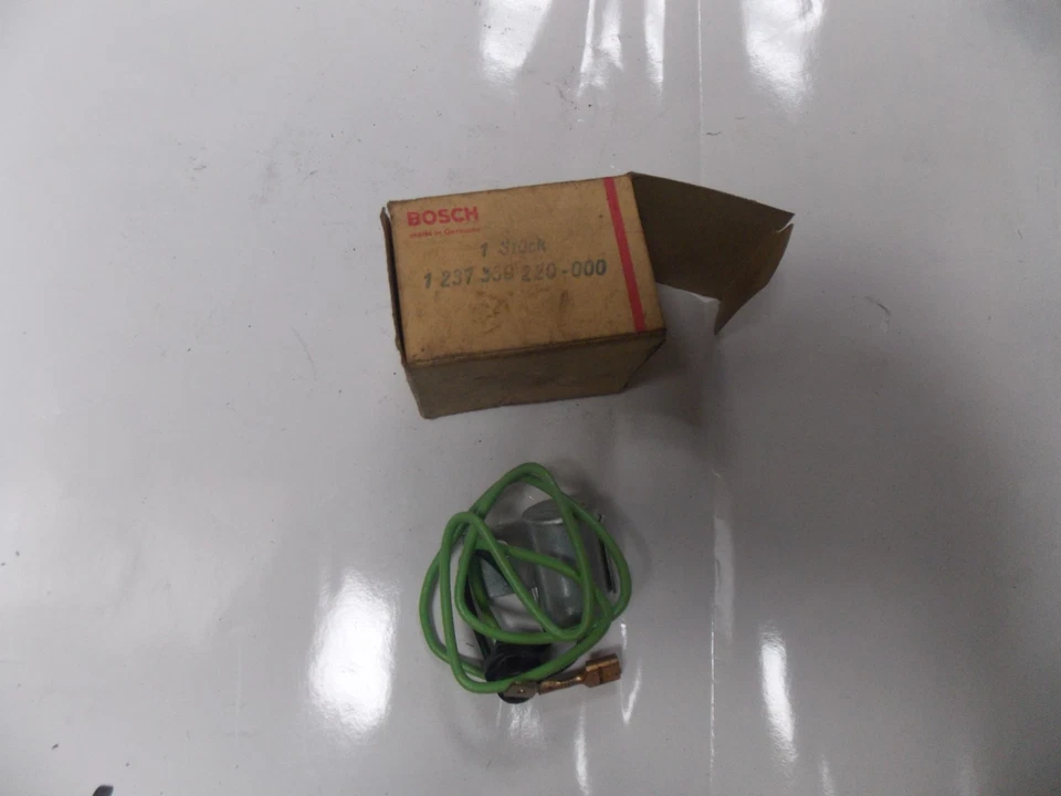 Condensador BOSCH 02054 VW Volkswagen Beetle Transporter cámper autobús, campamento, Porsche Foto 1 de 1