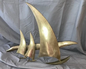 Vintage MCM signiert Bijan Bahar Segelboote Skulptur Kunst Wandbehang Messing - Bild 1 von 10