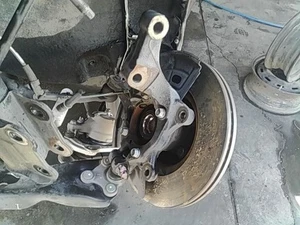 Spindle Knuckle Front HYUNDAI SONATA Left 15 - Picture 1 of 2