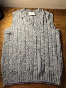 Jantzen Made in USA gray sleeveless cable sweater vest, M - Picture 1 of 7