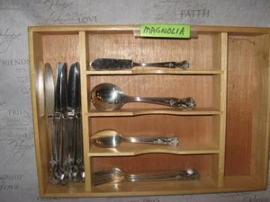 WM. ROGERS SILVER PLATE MAGNOLIA AKA INSPIRATION FLATWARE - 25 PCS - CA 1951 - Picture 1 of 1