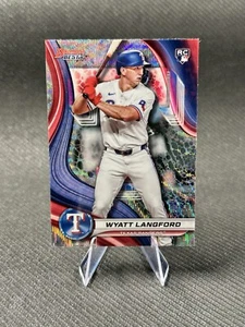 2024 Bowman's Best Wyatt Langford #65 rifrattore a onde RC Rangers - Foto 1 di 2