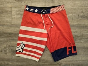 Short de bain Fox H2O étoiles et rayures homme 32 motif drapeau américain natation surf - Photo 1/16