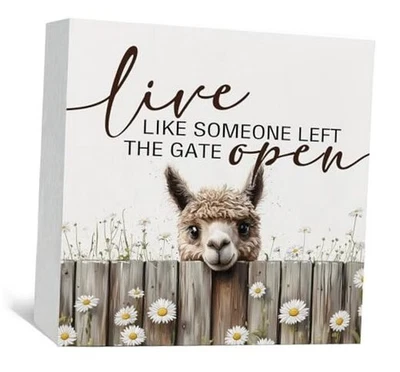Letreros de madera abiertos Live Like Someone Left the Gate, granja 5x5 en alpaca Foto 1 de 4