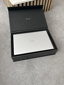 Dell XPS 15 9530 Laptop i7-13700H 16GB DDR5 1TB NVMe RTX 4050 Windows 11 Pro - Afbeelding 1 van 15