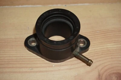 1984 1985 Yamaha FJ600 Air Box Intake Boot 3 Carburetor Manifold 49A-13597-00-00 Foto 1 de 4