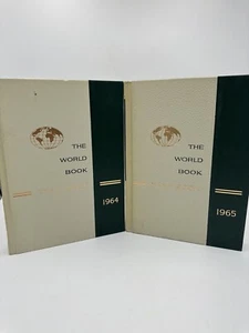 Vintage Decorative Books The World Book Year Book 1964 & 1965 Reference Encyclop - Imagen 1 de 12