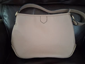 Cartera Hobo Montana West Caqui Sólido, Correa para el Hombro  - Imagen 1 de 6