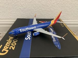 Gemini Jets 737-800 Southwest Airlines N8642E 1:200 Heart One G2SWA529