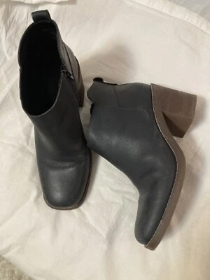 Crown 复古黑色皮革方头粗跟靴 10 码 — 第 1/4 张图片