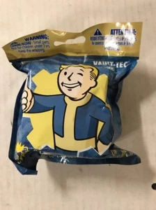 Fallout 4 Tresor Junge Rucksack Kleiderbügel, Packung Mit 5 Blind Zu Show Perks - Picture 1 of 2
