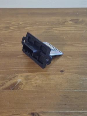 Dorman 984509 - Resistencia de motor soplador de climatización para varios autos Subaru Foto 1 de 4