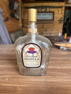 Antorcha botella tiki Crown Royal Vanilla Foto 1 de 3