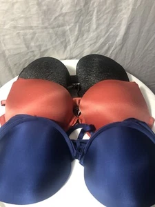 Paket mit 3 Victoria’s Secret Damen-BHs 36D kostenloser Versand - Bild 1 von 8