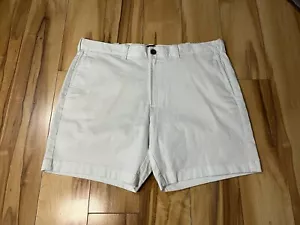 J. Pantalones Cortos Chinos Crew Para Hombre 7" Elastizados Talla 36 Blanco Frente Plano Nuevos con Etiquetas - Imagen 1 de 8