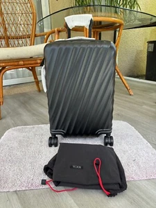 TUMI 19 Degree International Expandable 4 Wheel Carry On Color: Black - Picture 1 of 8