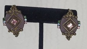 Vtg Signed SORRELLI Art Deco Filigree Antiqued Brass Swarovski Crystal Earrings - Picture 1 of 4