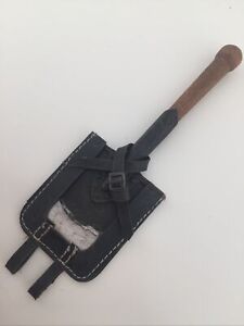 1/6 Scale Army Trench / Jeep Vehicle Shovel - Metal With wooden Handle