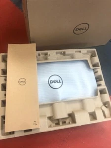 Dell Wyse 5470 AIO, Celeron J4105, 24", 4Gb, 16Gb eMMc, Thin OS, - Picture 1 of 3