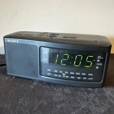 SONY DREAM MACHINE ICF-C740 Radio Reloj AM/FM Digital Doble Alarma Batería de Respaldo Foto 1 de 4