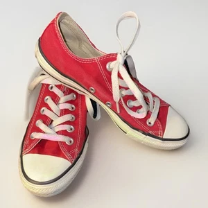 CONVERSE Chuck Taylor ALL STAR Red Low Stars Sneakers Unisex Men 7 Women 5 - Picture 1 of 8