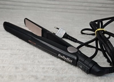 Babyliss ST227E Hair Straightener Wet & Dry Ceramic Plates Professional Two Pin - Image 1 of 4